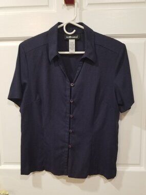 Ladies' Sag Harbor Blouse, Size M, EUC